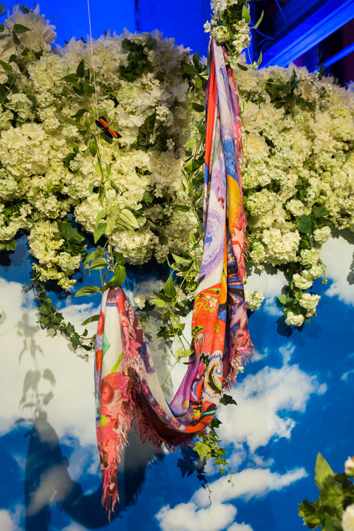 【インタビュー】ETROのペイズリーと蜷川実花のファンタジックな出会い | 写真
