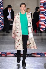 ラフ シモンズ 2014-15年秋冬コレクション - 並列になったアートとファッション｜写真26