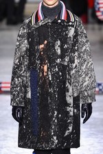 ラフ シモンズ 2014-15年秋冬コレクション - 並列になったアートとファッション｜写真41