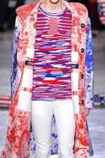 ラフ シモンズ 2014-15年秋冬コレクション - 並列になったアートとファッション｜写真66