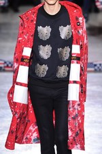 ラフ シモンズ 2014-15年秋冬コレクション - 並列になったアートとファッション｜写真68