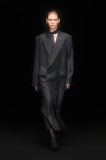 ドレスドアンドレスド、シルクストールがきらめくマキシコートなど - 恵比寿では期間限定ショップを開催｜写真2