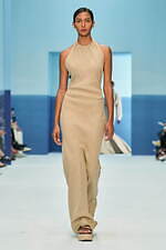 マックスマーラ 2023年春夏コレクション - 1920年代、地中海のバカンスに思いを馳せて｜写真12