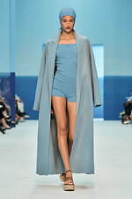 マックスマーラ 2023年春夏コレクション - 1920年代、地中海のバカンスに思いを馳せて｜写真30