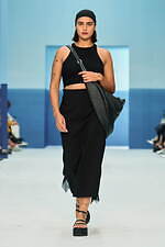 マックスマーラ 2023年春夏コレクション - 1920年代、地中海のバカンスに思いを馳せて｜写真40