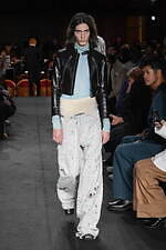 エムエム6 メゾン マルジェラ 23年春夏コレクション - バレエのリハーサル、ステージの裏側に着想｜写真18