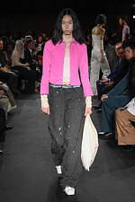 エムエム6 メゾン マルジェラ 23年春夏コレクション - バレエのリハーサル、ステージの裏側に着想｜写真34