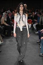 エムエム6 メゾン マルジェラ 23年春夏コレクション - バレエのリハーサル、ステージの裏側に着想｜写真37