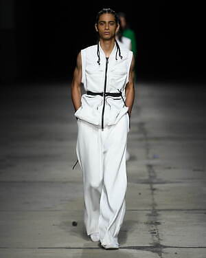 オニツカタイガー(Onitsuka Tiger) 2023年春夏ウィメンズ&メンズコレクション  - 写真4