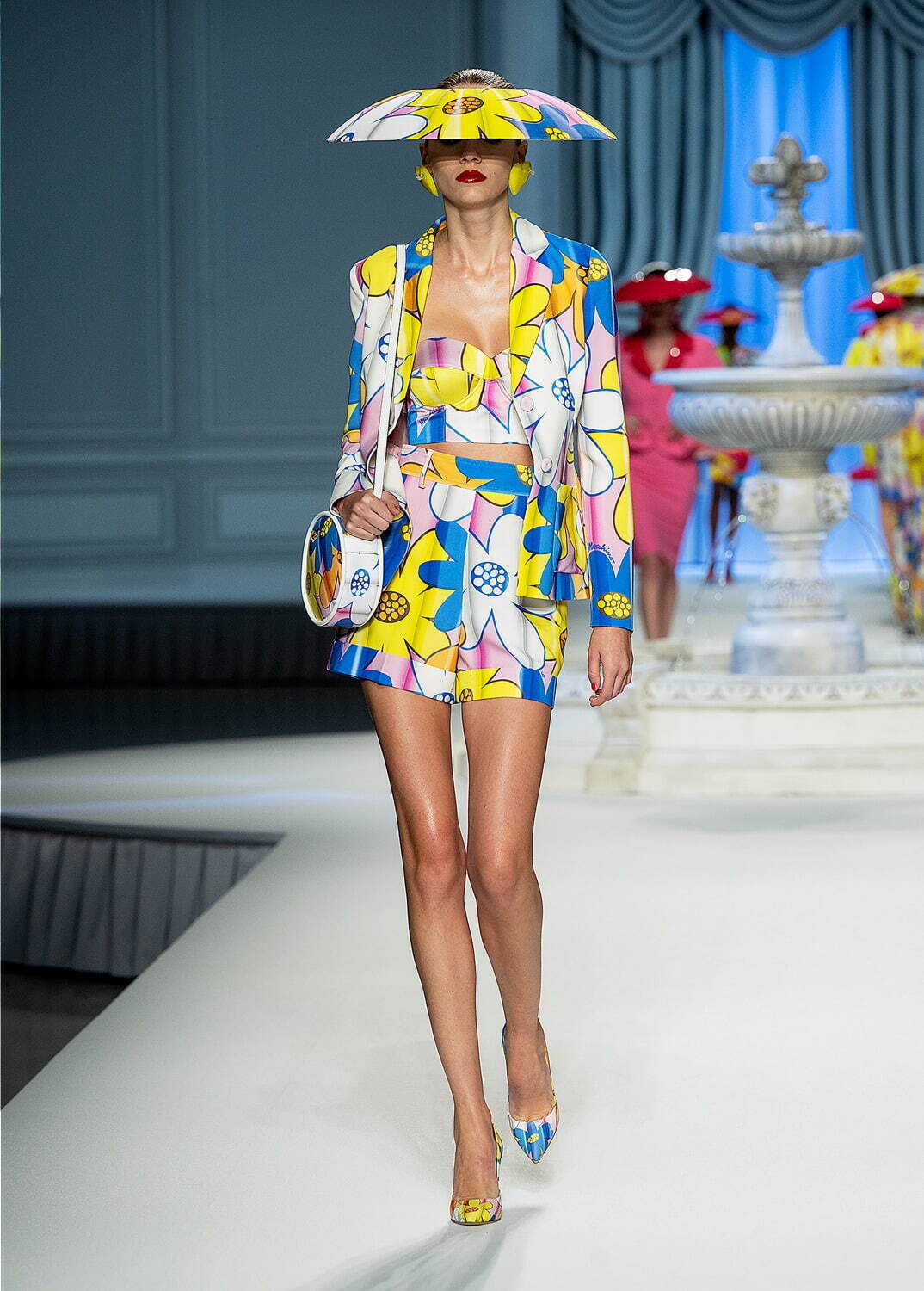 モスキーノ(MOSCHINO) 2023年春夏ウィメンズコレクション  - 写真39