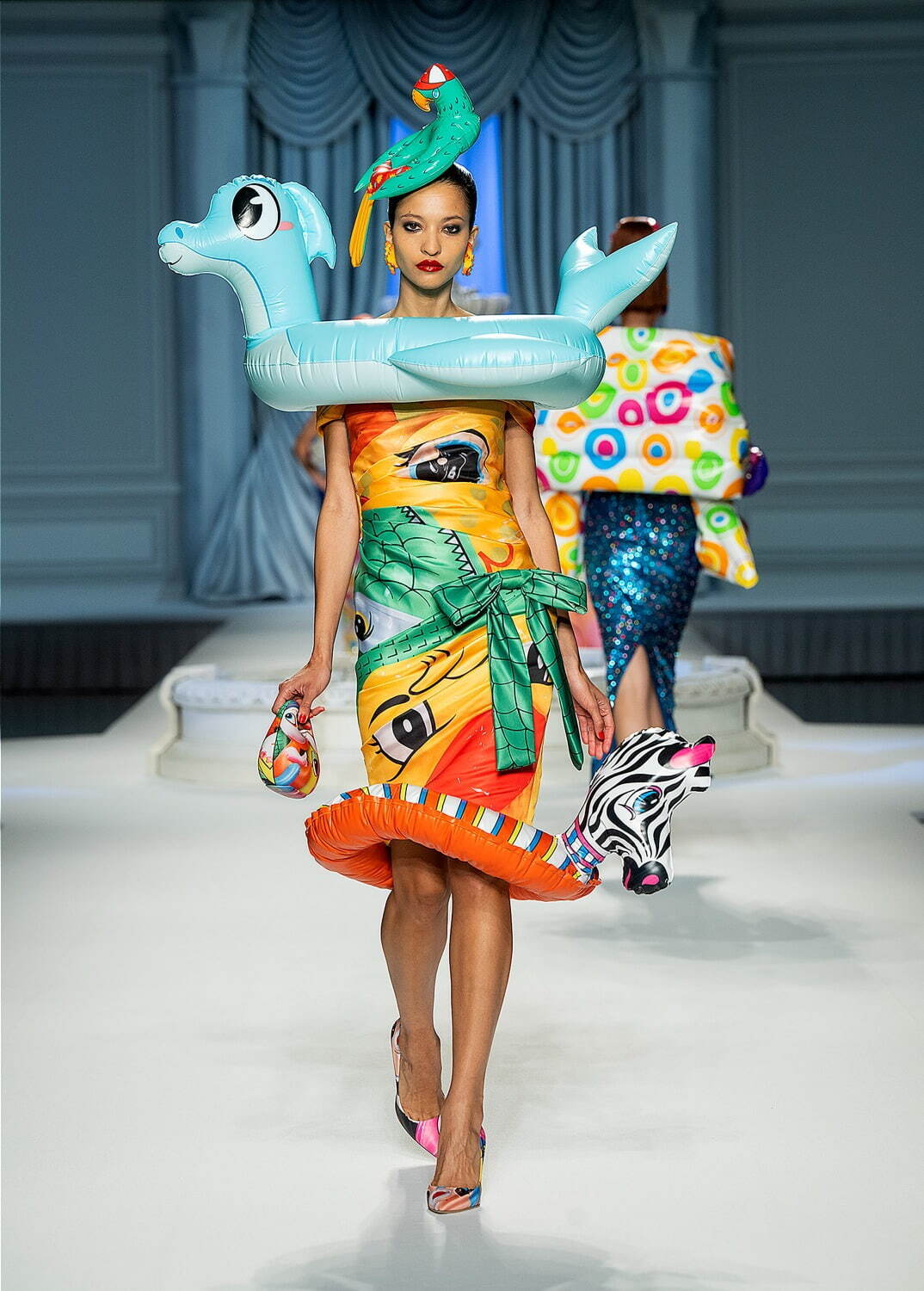 モスキーノ(MOSCHINO) 2023年春夏ウィメンズコレクション  - 写真54