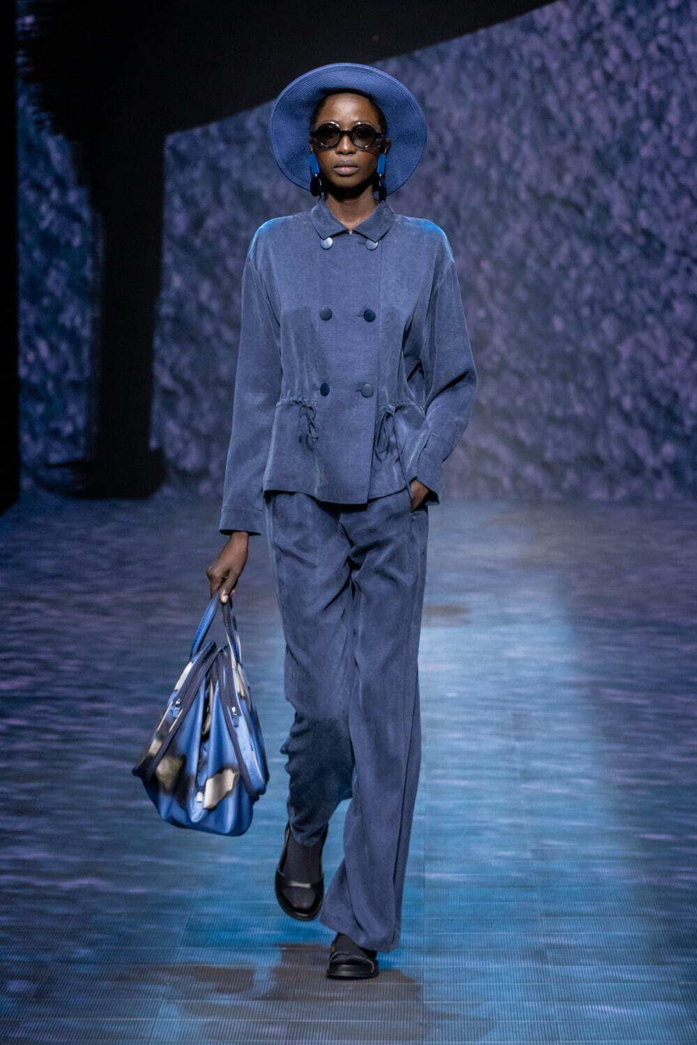 エンポリオ アルマーニ(EMPORIO ARMANI) 2023年春夏ウィメンズコレクション  - 写真11