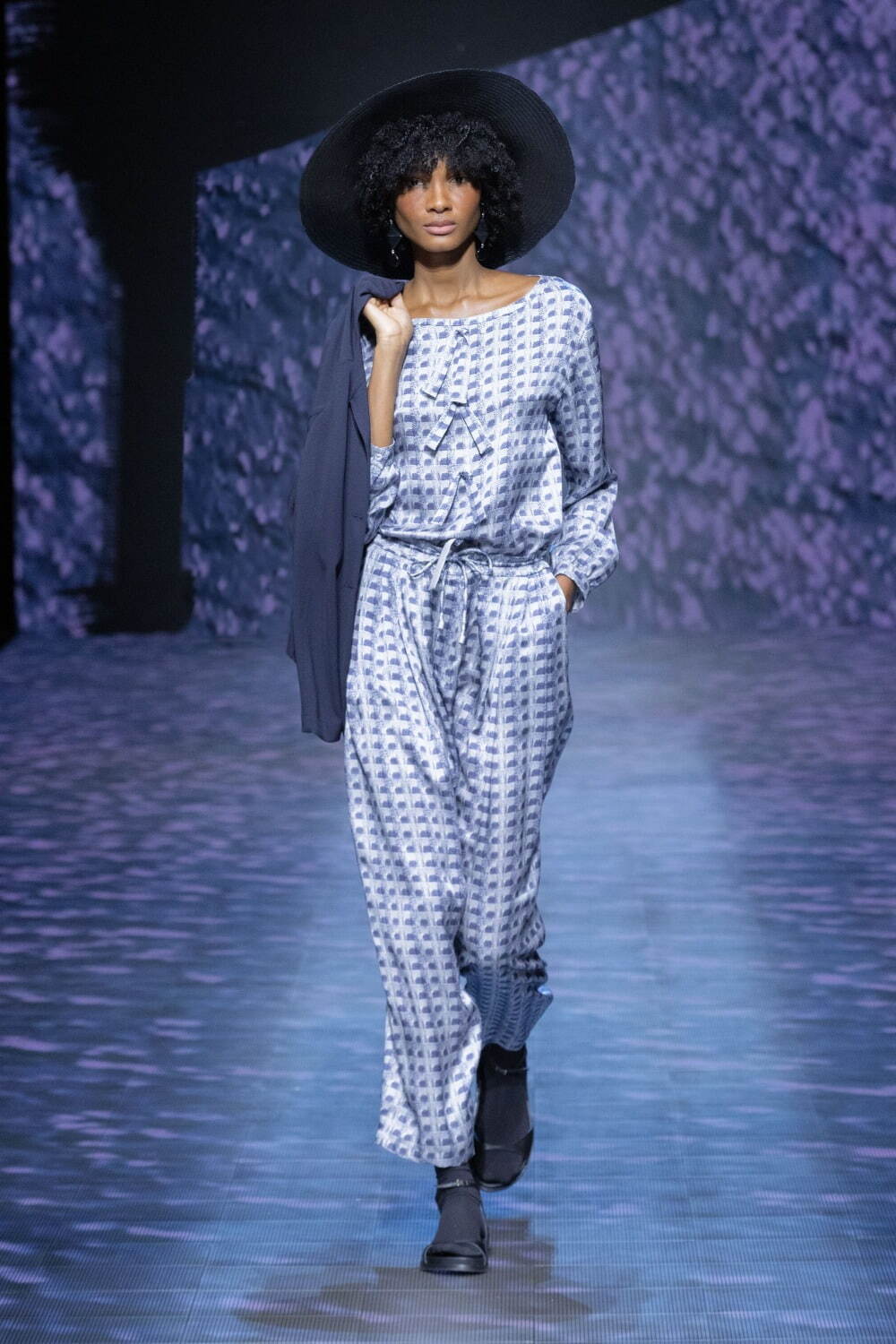 エンポリオ アルマーニ(EMPORIO ARMANI) 2023年春夏ウィメンズコレクション  - 写真12