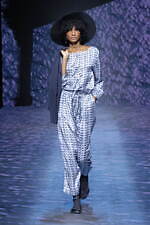 エンポリオ アルマーニ 2023年春夏ウィメンズコレクション - 相反性の調和｜写真12