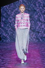 エンポリオ アルマーニ 2023年春夏ウィメンズコレクション - 相反性の調和｜写真32