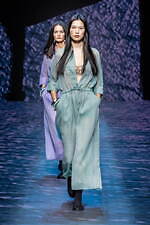 エンポリオ アルマーニ 2023年春夏ウィメンズコレクション - 相反性の調和｜写真42