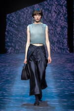 エンポリオ アルマーニ 2023年春夏ウィメンズコレクション - 相反性の調和｜写真46