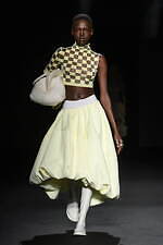 スポーツマックス 2023年春夏コレクション - 相反し補完し合う要素のコラージュ｜写真2