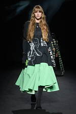 スポーツマックス 2023年春夏コレクション - 相反し補完し合う要素のコラージュ｜写真31