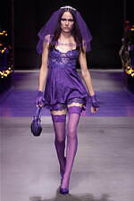 ヴェルサーチェ 2023年春夏コレクション、“ダークゴシックの女神”の姿｜写真51