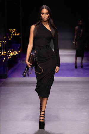 イタリアハイブランド ベルサーチVERSACE シルク混合桜春高級