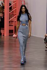 フェンディ 2023年春夏ウィメンズコレクション、"過去のコード”への尽きぬ探求｜写真47