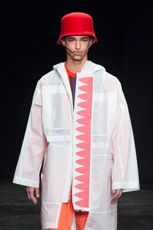 ウォルター ヴァン ベイレンドンク(Walter Van Beirendonck) 2014-15年秋冬メンズコレクション  - 写真33