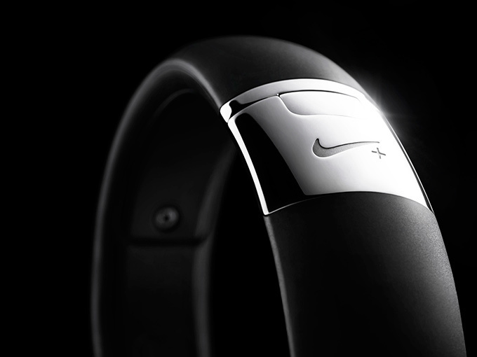 Nike+ FuelBand SEに数量限定のシルバーカラー登場｜写真2
