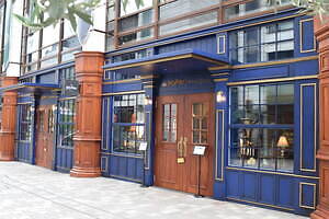 ホグワーツ城がオーロラのように煌めく雨傘、ハリー・ポッター マホウドコロから登場｜写真12