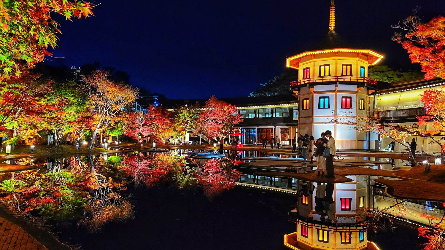 宮城県松島離宮の紅葉イベント2022、歴史ある日本庭園でモミジをライトアップ｜写真1