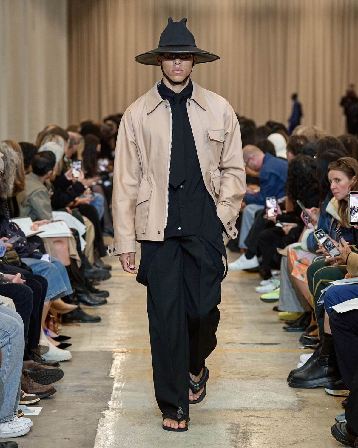 バーバリー(BURBERRY) 2023年春夏ウィメンズ&メンズコレクション 