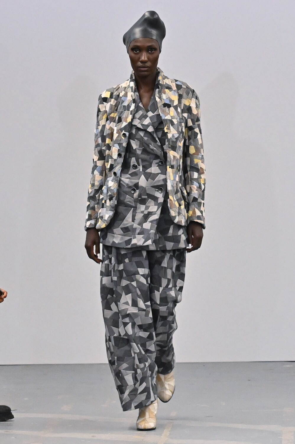 アンリアレイジ 2023年春夏｜ ダブルジャケット