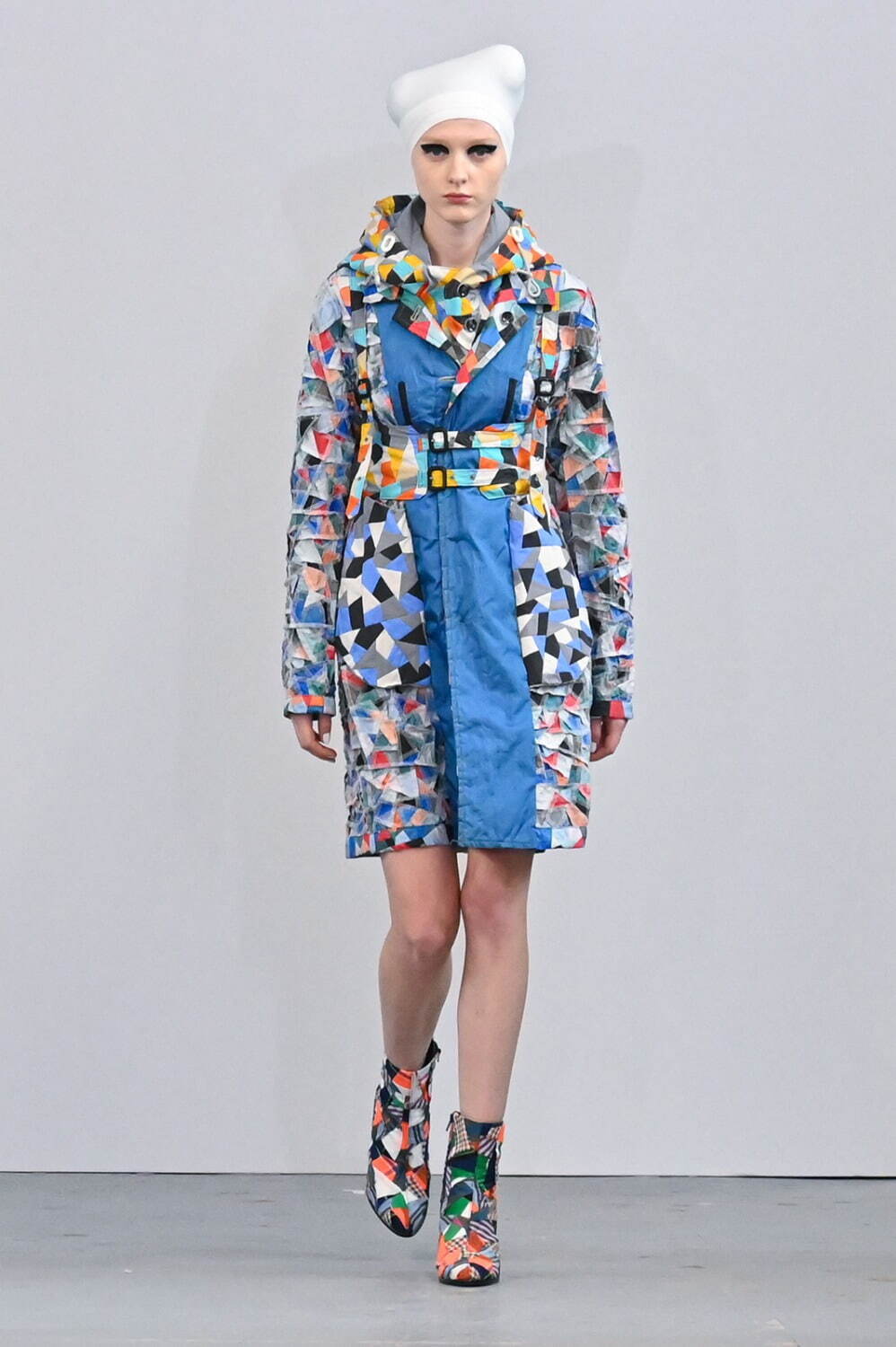 アンリアレイジ 2023年春夏｜ トレンチコート