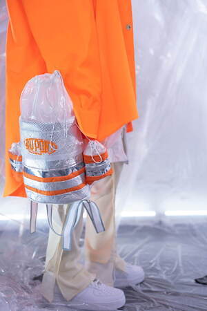 バルムング(BALMUNG) 2022-23年秋冬ウィメンズ&メンズコレクション  - 写真16