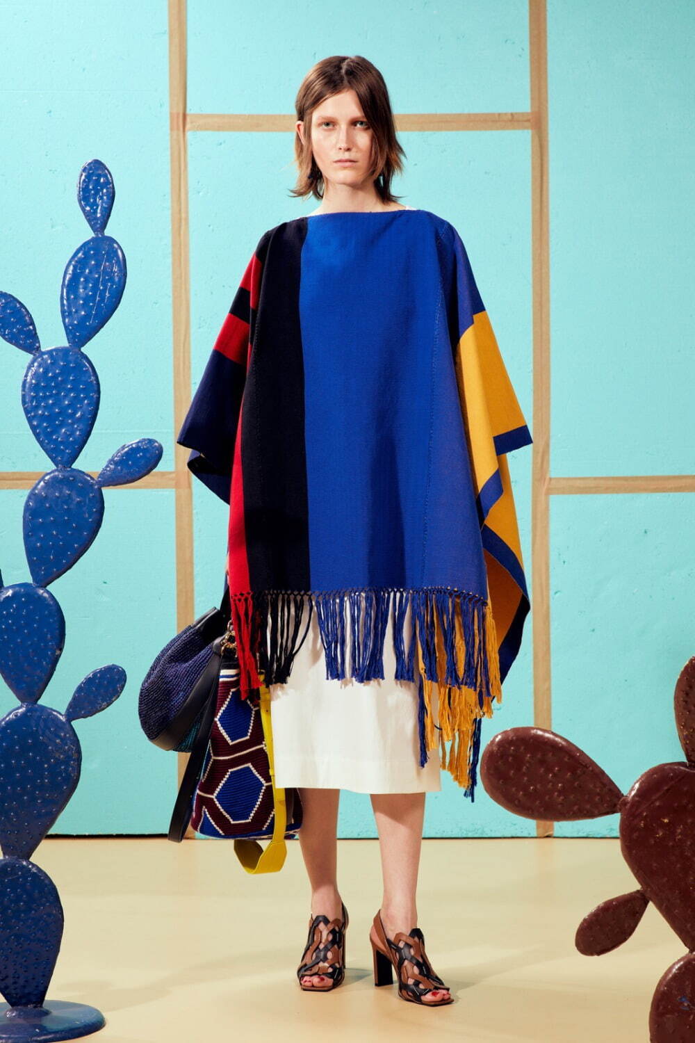 コルヴィル 2023年春夏｜female ポンチョ