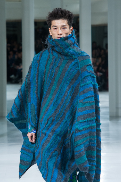 イッセイ ミヤケ メン(ISSEY MIYAKE MEN) 2014-15年秋冬メンズコレクション  - 写真24