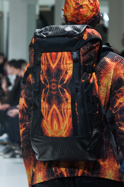 イッセイ ミヤケ メン(ISSEY MIYAKE MEN) 2014-15年秋冬メンズコレクション ディテール - 写真10