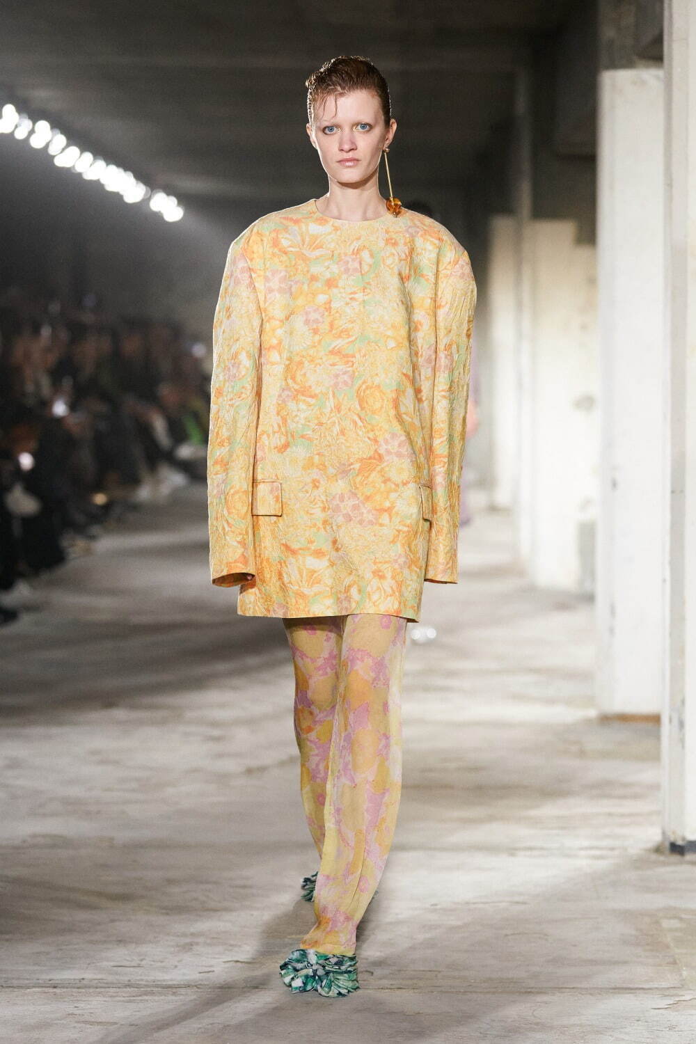 ドリス ヴァン ノッテン(DRIES VAN NOTEN) 2023年春夏ウィメンズコレクション  - 写真41