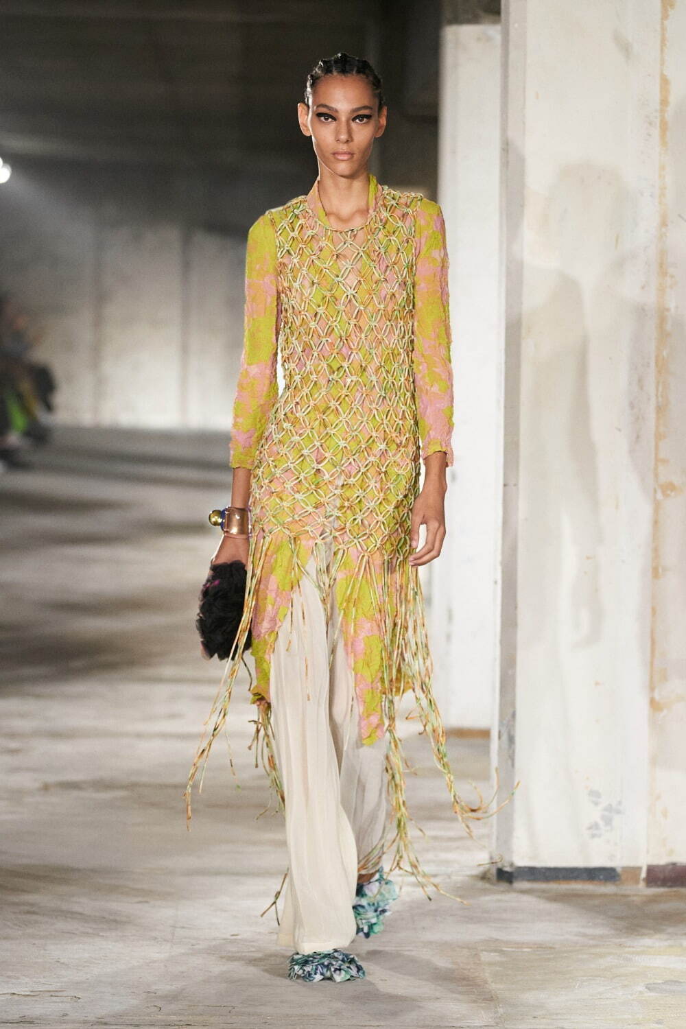 ドリス ヴァン ノッテン(DRIES VAN NOTEN) 2023年春夏ウィメンズコレクション  - 写真44