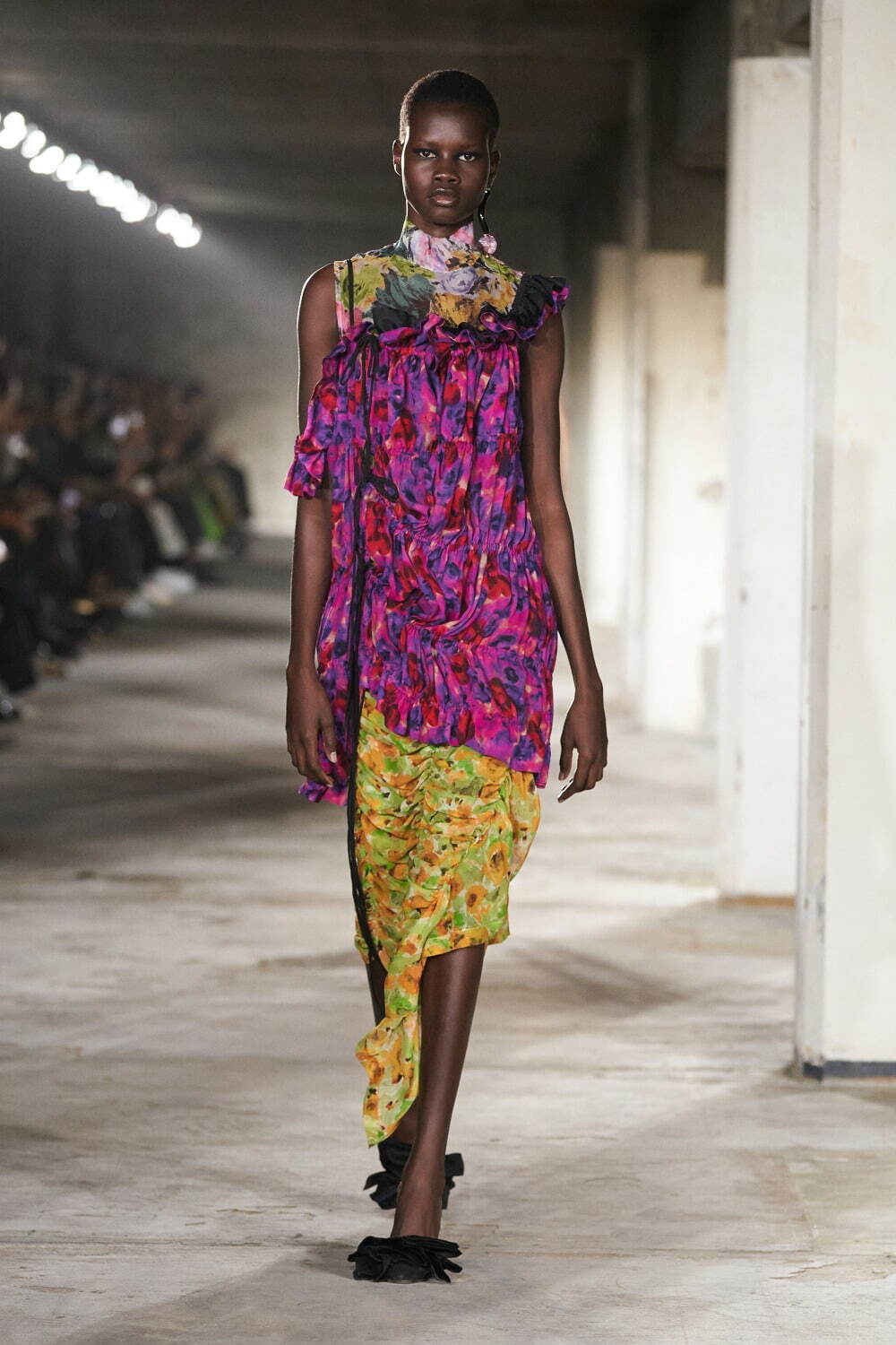 ドリス ヴァン ノッテン(DRIES VAN NOTEN) 2023年春夏ウィメンズコレクション  - 写真55