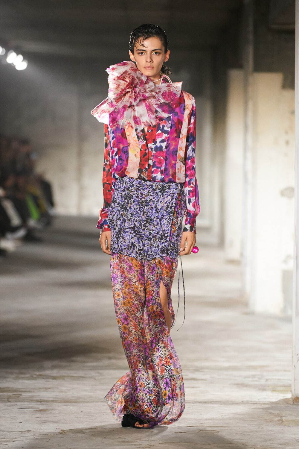 ドリス ヴァン ノッテン(DRIES VAN NOTEN) 2023年春夏ウィメンズコレクション  - 写真64