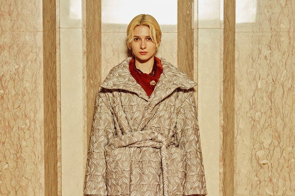 ミューラル、雪解けをイメージした刺繍コート＆揺らめく水鏡のニットドレス - 渋谷では試着会を開催