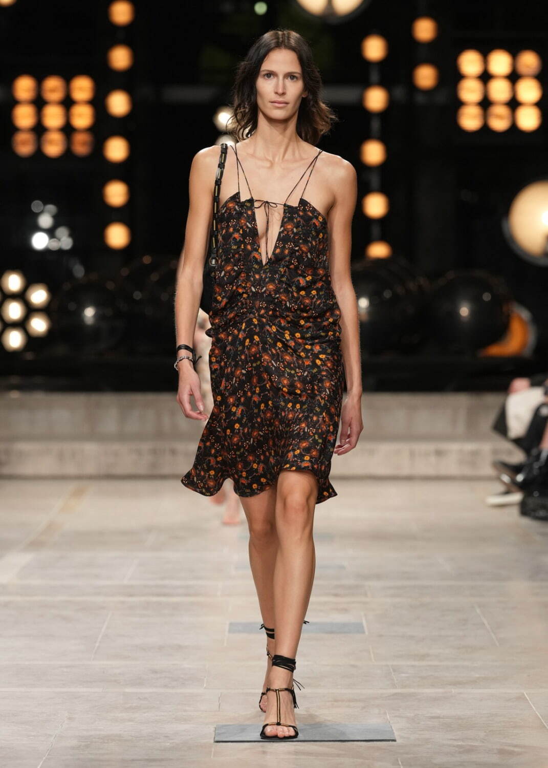 イザベル マラン(ISABEL MARANT) 2023年春夏ウィメンズ&メンズコレクション  - 写真18