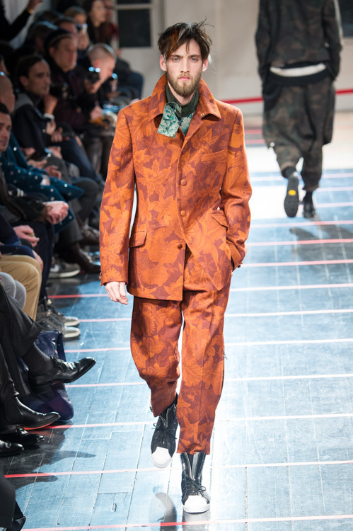 REGULATION Yohji Yamamoto (レギュレーションヨウジヤマモト) アシンメトリーカーゴポケットウールパンツ ブラック サイズ:2
