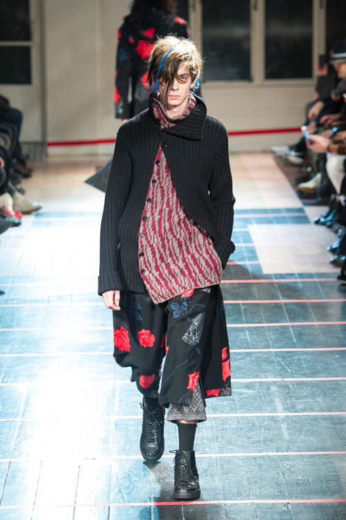 ヨウジヤマモト(Yohji Yamamoto) 2014-15年秋冬メンズコレクション  - 写真48