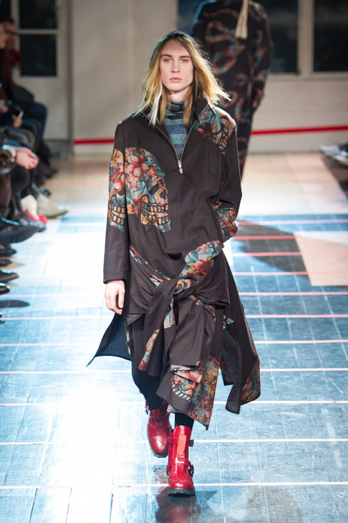 ヨウジヤマモト(Yohji Yamamoto) 2014-15年秋冬メンズコレクション  - 写真61