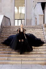 リック・オウエンス 2023年春夏ウィメンズコレクション - フォルムの対位法｜写真40