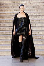 リック・オウエンス 2023年春夏ウィメンズコレクション - フォルムの対位法｜写真44