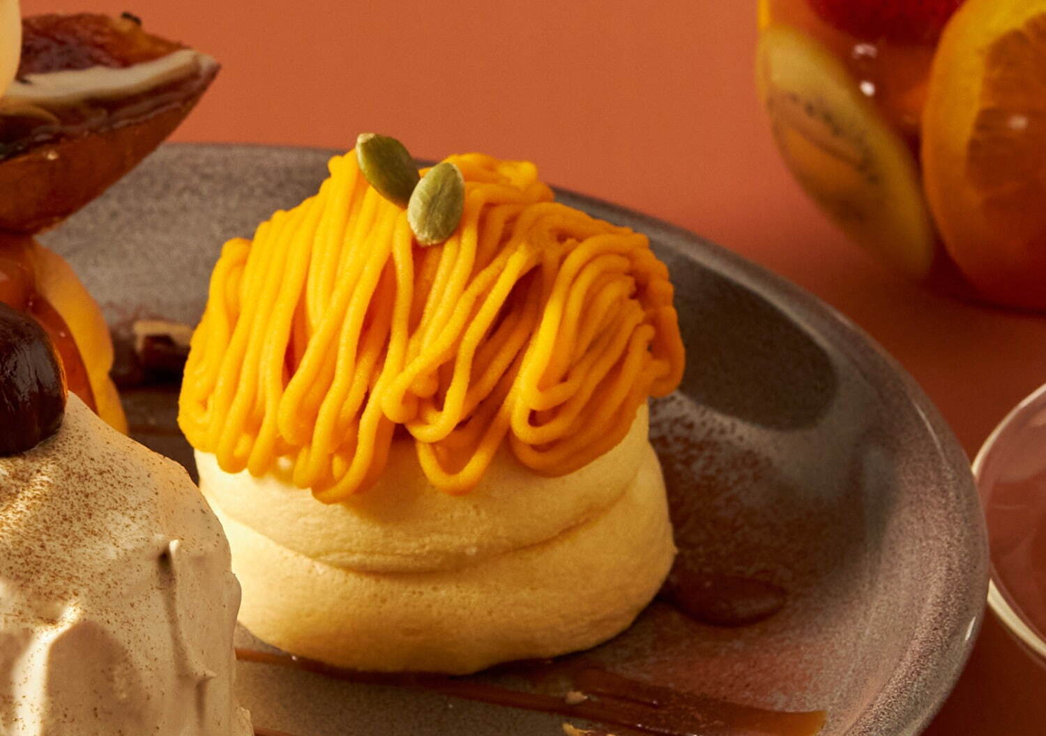 「北海道産くりりんかぼちゃとホワイトチョコのモンブラン」