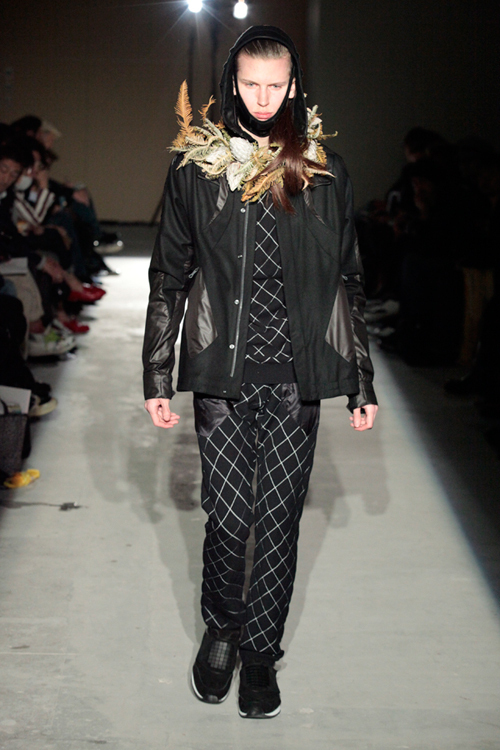 ヨシオクボ 2010-11年秋冬<span>コレクション</span> - 写真12
